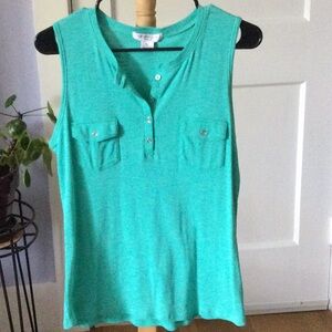 Liz Claiborne sleeveless top